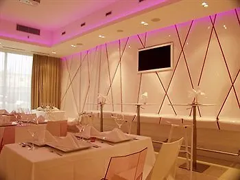 Designhotel 21 Cakov:makara Szálloda 4*